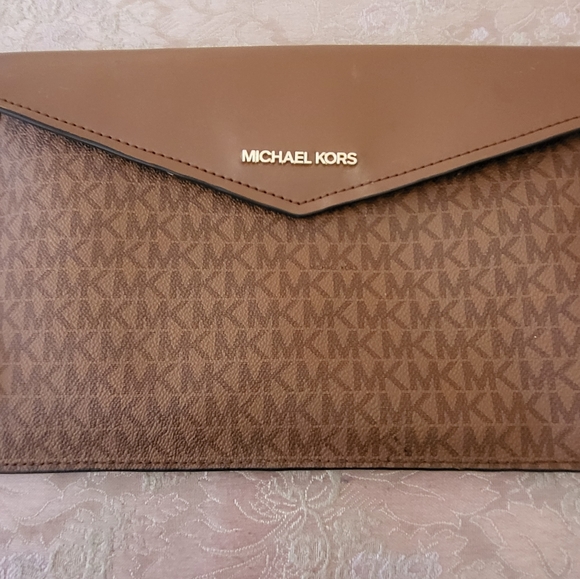 Michael Kors Tote Bag and Matching Wallet NWOT - Picture 3 of 8